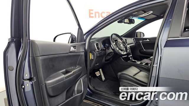 Kia Sportage The Bold Diesel 2.0 2WD Prestige 2019 — фото 10