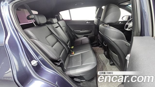 Kia Sportage The Bold Diesel 2.0 2WD Prestige 2019 — фото 11