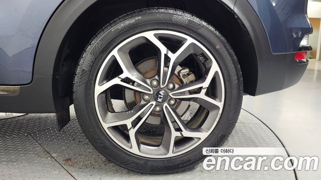 Kia Sportage The Bold Diesel 2.0 2WD Prestige 2019 — фото 21