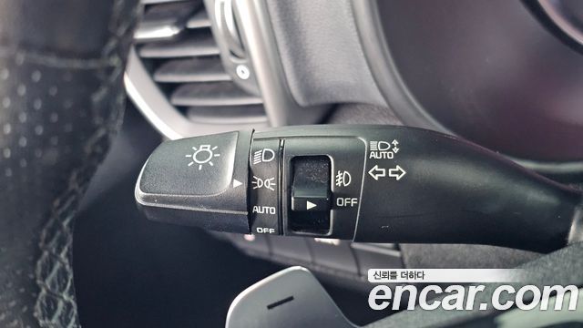 Kia Sportage The Bold Diesel 2.0 2WD Prestige 2019 — фото 27