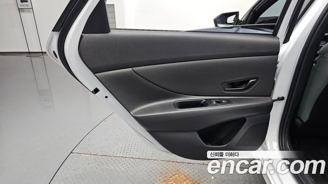 Hyundai Avante Hybrid (CN7) Inspiration 2025 — фото 25