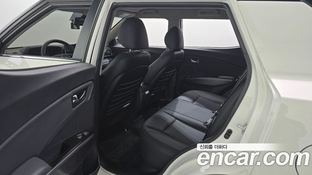 KG Mobility (SsangYong) Tivoli Air 1.5 A7 2WD 2023 — фото 12