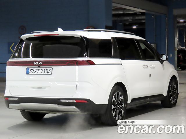 Kia Carnival (IV) Gasoline 7-Seater Signature 2023 — фото 4