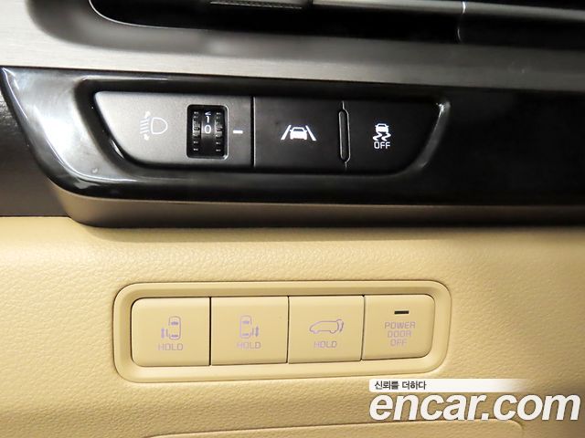 Kia Carnival (IV) Gasoline 7-Seater Signature 2023 — фото 18