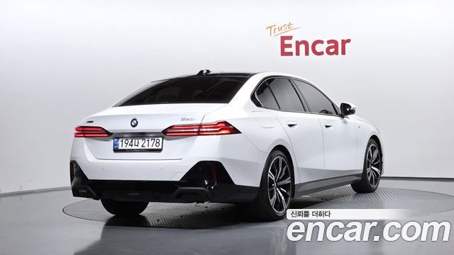 BMW 5 Series (G60) 530i xDrive M Sport 2024 — фото 2