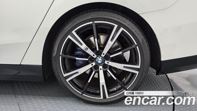 BMW 5 Series (G60) 530i xDrive M Sport 2024 — фото 21