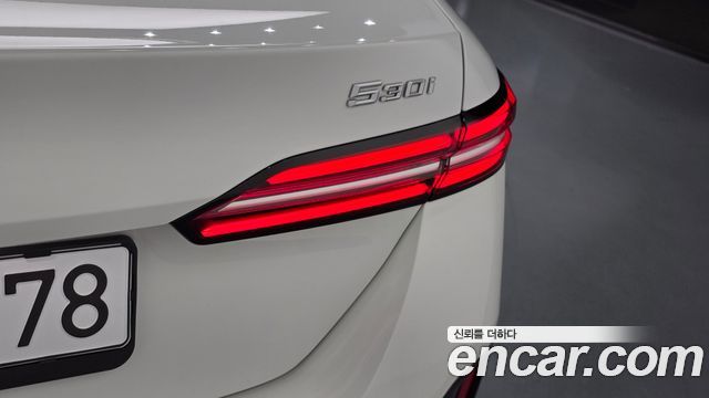 BMW 5 Series (G60) 530i xDrive M Sport 2024 — фото 23