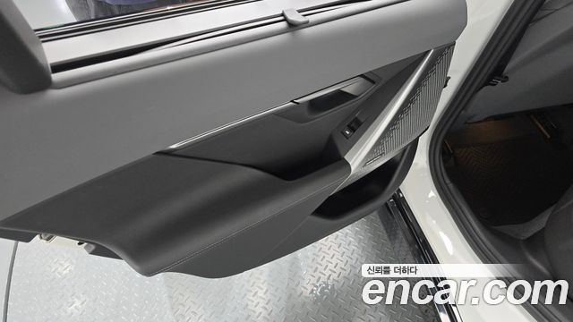 BMW 5 Series (G60) 530i xDrive M Sport 2024 — фото 25