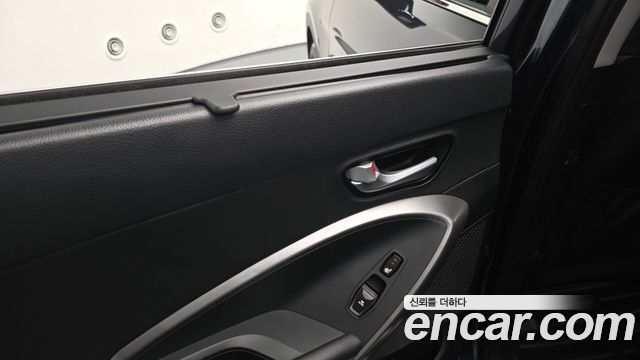 Hyundai Maxcruise Diesel(e-VGT) 2.2 2WD Exclusive Special 2016 — фото 18