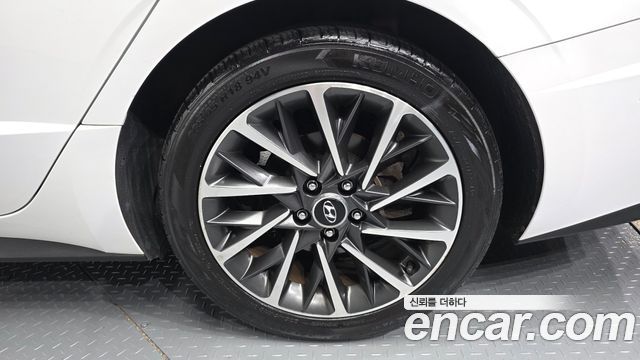 Hyundai Sonata (DN8) 2.0 Inspiration 2020 — фото 21