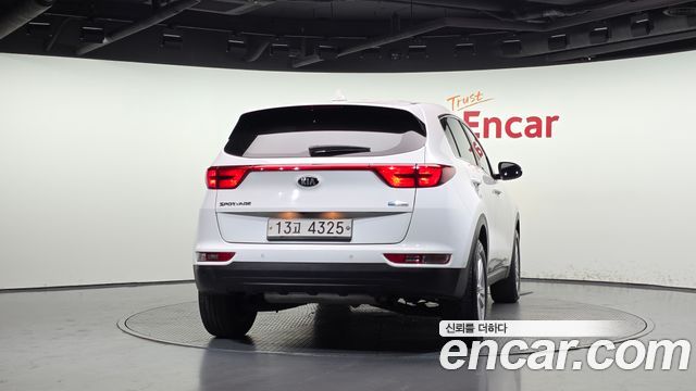 Kia Sportage (IV) Diesel 1.7 2WD Trendy 2017 — фото 4
