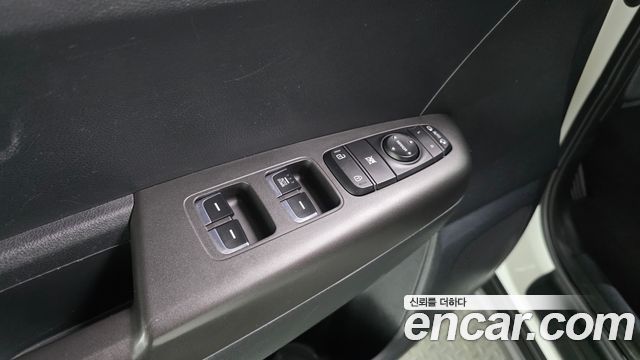 Kia Sportage (IV) Diesel 1.7 2WD Trendy 2017 — фото 17