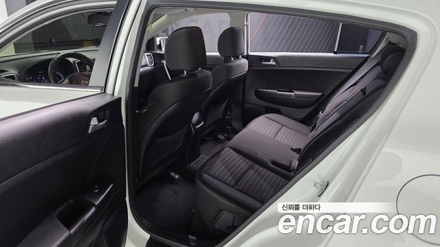 Kia Sportage (IV) Diesel 1.7 2WD Trendy 2017 — фото 26