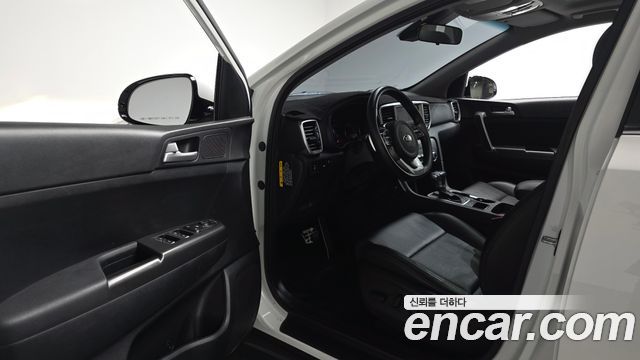 Kia Sportage The Bold Diesel 2.0 2WD Prestige 2019 — фото 10