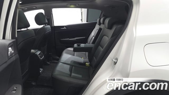 Kia Sportage The Bold Diesel 2.0 2WD Prestige 2019 — фото 12