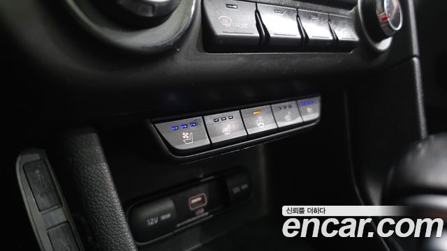 Kia Sportage The Bold Diesel 2.0 2WD Prestige 2019 — фото 18