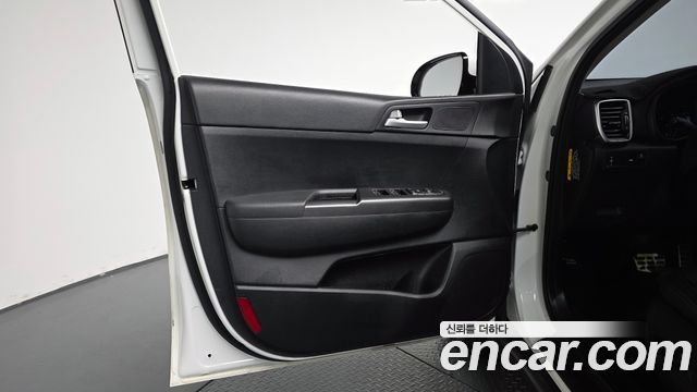 Kia Sportage The Bold Diesel 2.0 2WD Prestige 2019 — фото 24