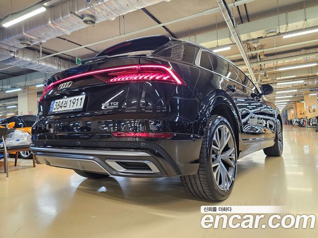Audi Q8 (4M) 50 TDI Quattro Premium 2020 — фото 4