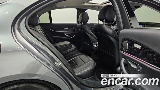 Mercedes-Benz E-Class (W213) E220d Avantgarde 2017 — фото 12