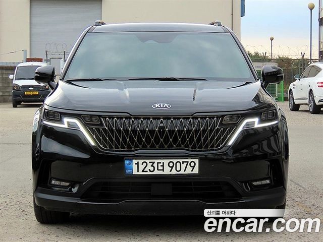 Kia Carnival (IV) Gasoline 9-Seater Noblesse