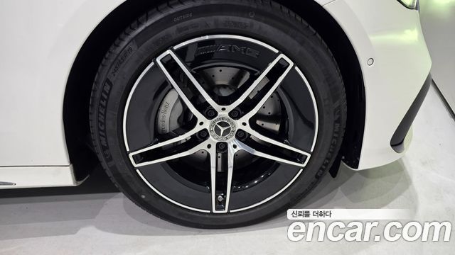 Mercedes-Benz E-Class (W214) E200 AMG Line 2026 — фото 5