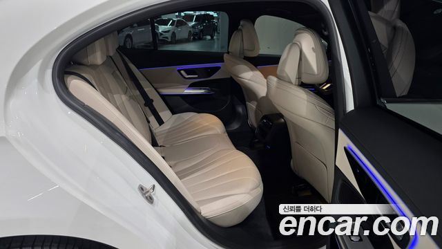 Mercedes-Benz E-Class (W214) E200 AMG Line 2026 — фото 24