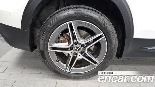 Mercedes-Benz GLB-Class (X247) GLB250 4MATIC 2020 — фото 5