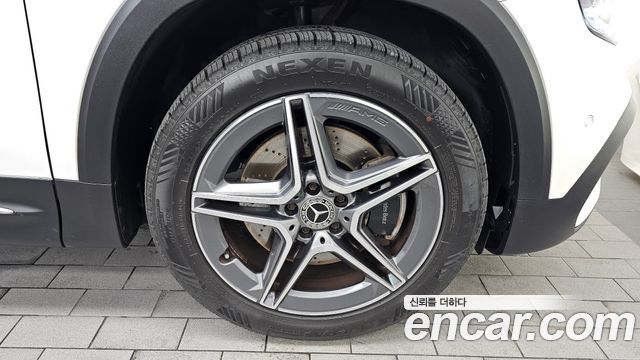 Mercedes-Benz GLB-Class (X247) GLB250 4MATIC 2020 — фото 21