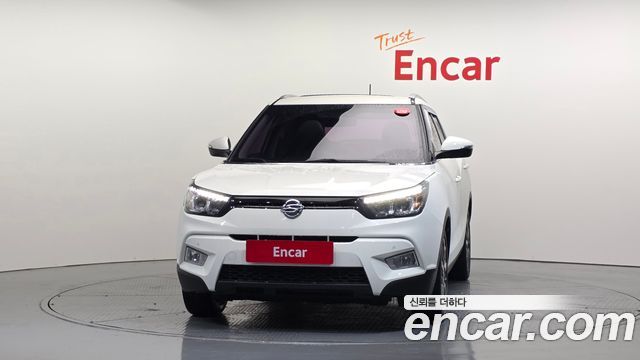 KG Mobility (SsangYong) Tivoli LX 2WD HI-DLX 2016 — фото 3