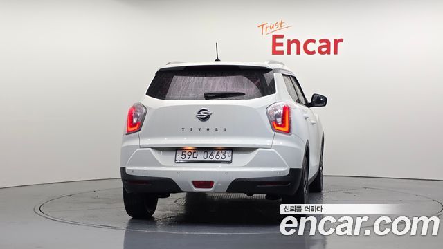 KG Mobility (SsangYong) Tivoli LX 2WD HI-DLX 2016 — фото 4