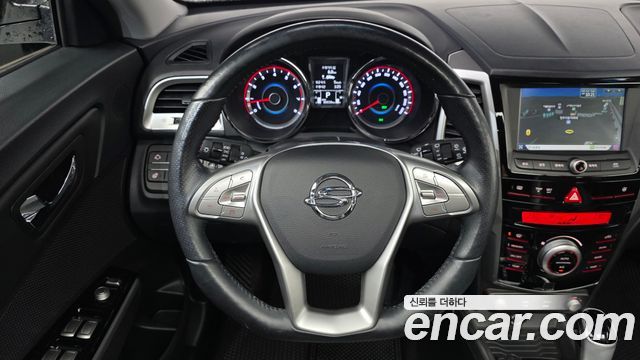 KG Mobility (SsangYong) Tivoli LX 2WD HI-DLX 2016 — фото 13