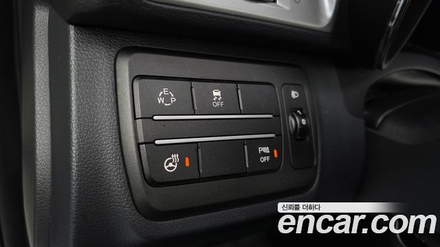 KG Mobility (SsangYong) Tivoli LX 2WD HI-DLX 2016 — фото 17
