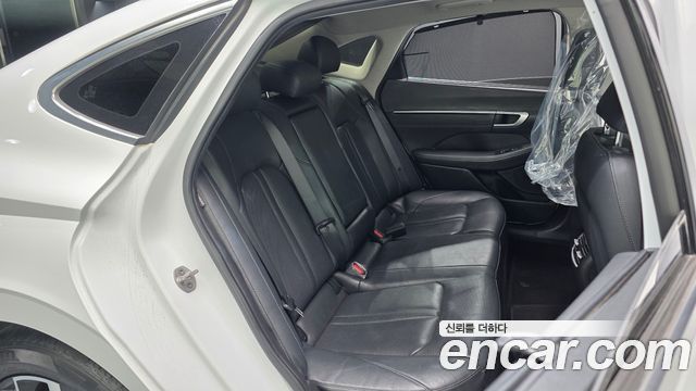 Hyundai Sonata The Edge (DN8) 2.0 Exclusive 2024 — фото 12