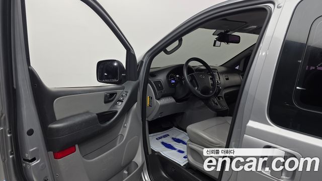 Hyundai Grand Starex Wagon 11-Seater Smart 2018 — фото 10
