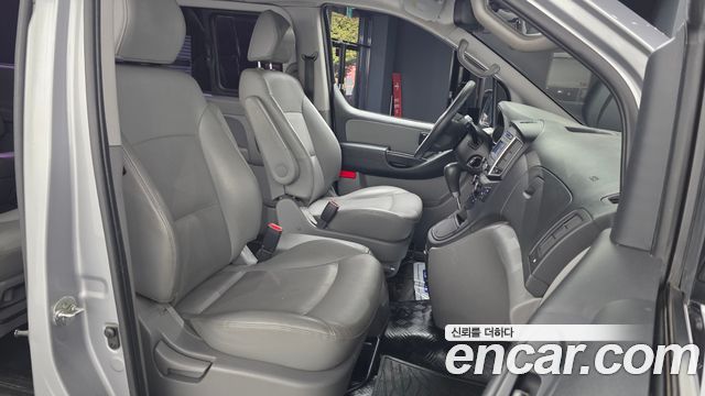 Hyundai Grand Starex Wagon 11-Seater Smart 2018 — фото 11