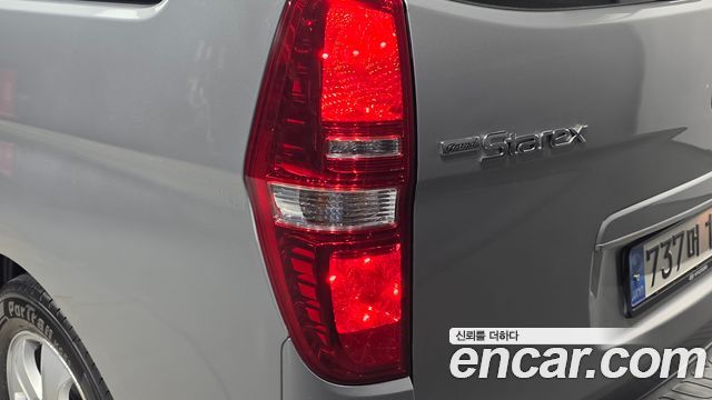 Hyundai Grand Starex Wagon 11-Seater Smart 2018 — фото 23