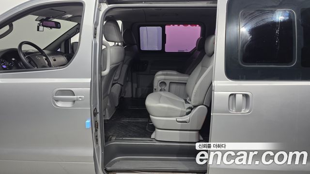 Hyundai Grand Starex Wagon 11-Seater Smart 2018 — фото 26