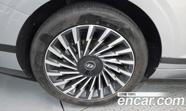 Hyundai Grandeur Hybrid (GN7) Calligraphy 2023 — фото 21