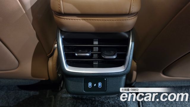 Hyundai Grandeur Hybrid (GN7) Calligraphy 2023 — фото 27