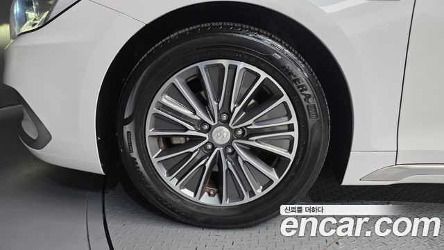 Hyundai Grandeur Hybrid (IG) Exclusive Special 2019 — фото 5