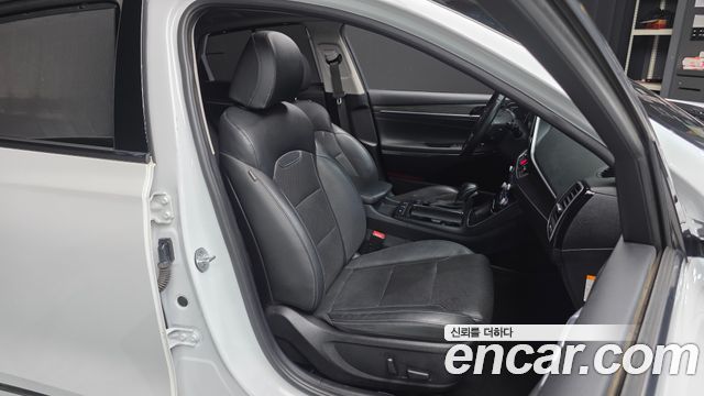 Hyundai Grandeur Hybrid (IG) Exclusive Special 2019 — фото 12