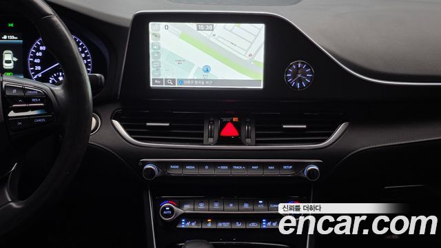 Hyundai Grandeur Hybrid (IG) Exclusive Special 2019 — фото 18