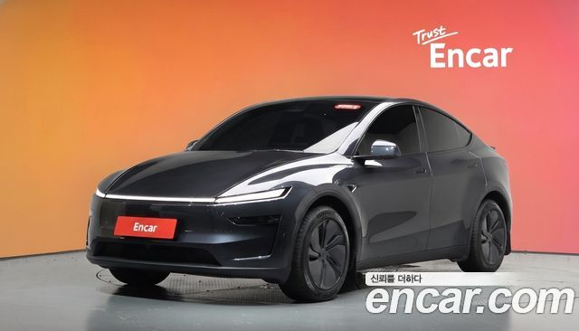 Tesla Model Y RWD