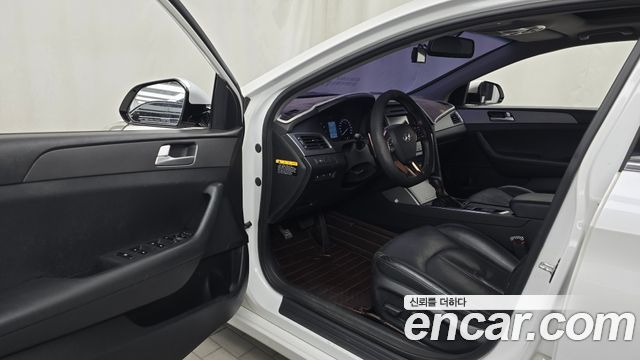 Hyundai Sonata (LF) LPI Premium Special 2015 — фото 10