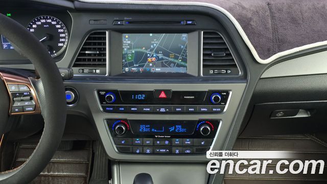 Hyundai Sonata (LF) LPI Premium Special 2015 — фото 14