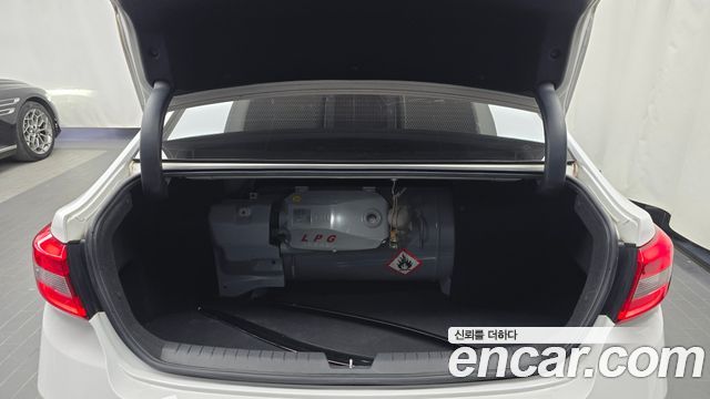 Hyundai Sonata (LF) LPI Premium Special 2015 — фото 20
