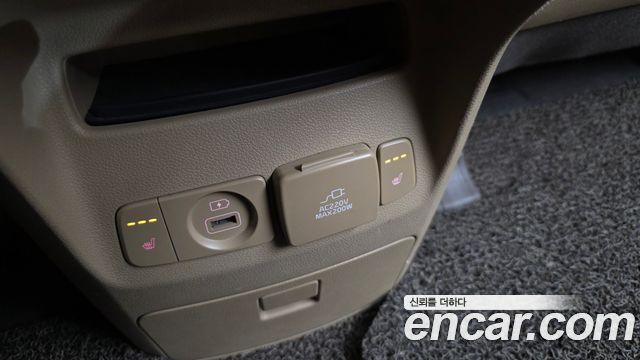 Kia Carnival 9-seater Prestige 2016 — фото 19