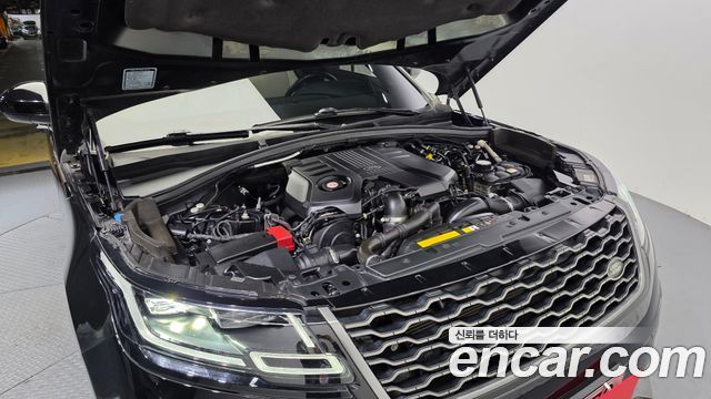 Land Rover Range Rover Velar 3.0 D300 R-Dynamic SE 2018 — фото 6