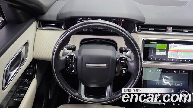 Land Rover Range Rover Velar 3.0 D300 R-Dynamic SE 2018 — фото 13