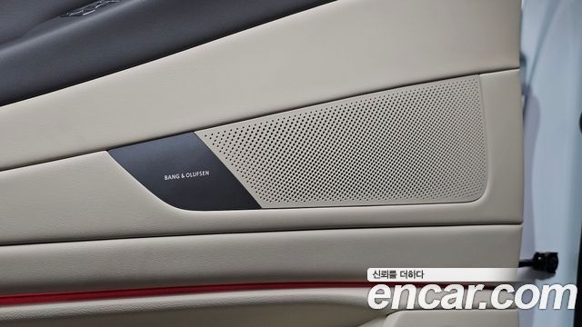 Genesis G80 (RG3) Gasoline 3.5 Turbo AWD 2025 — фото 31